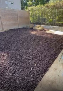 Photo de galerie - Création de dalle,pose de parpaings, pose de paillages 