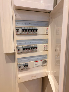 Photo de galerie - Installation neuf du tableau électrique.