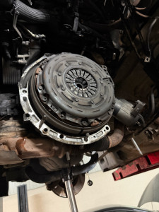 Photo de galerie - Changement d’embrayage sur Citroën C4