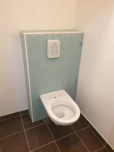 Photo de galerie - Pose de wc suspendu et autres elements sanitaires