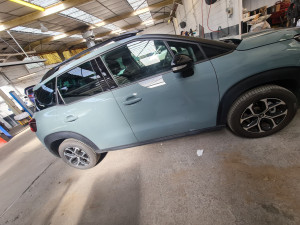 Photo de galerie - Cette photo illustre : 
Le résultat après peinture (teinte) 
Le remontage des éléments repeind