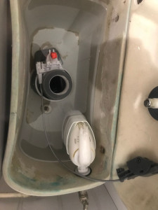 Photo de galerie - Changement chasse d'eau 