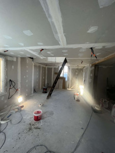 Photo de galerie - Joint placo d’une maison situé à lons