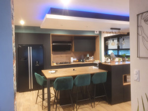 Photo de galerie - Habillage de cuisine et plafond déco