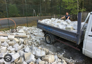 Photo de galerie - Débroussaillage de terrains. 