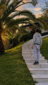 Photo de galerie - Ceci est jardin que j’ai tondue et des arbres que j’ai nettoyé car il y avait plein de buissons