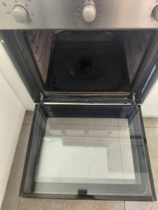 Photo de galerie - Après nettoyage four électrique 