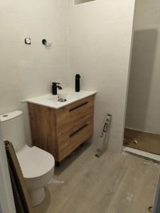 Photo de galerie - Montage de meuble salle de bain 