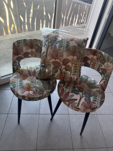 Photo de galerie - Restauration fauteuils