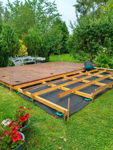 Photo de galerie - Terrasse bois sur plots