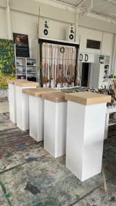 Photo de galerie - Support de vase. production de diverses structures en bois