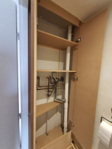 Photo de galerie - Des tablettes pour le stockage.