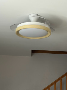Photo de galerie - Ventilateur de plafond avec pales rétractables et LED