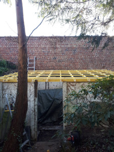 Photo de galerie - Rénovation d'un atelier
Réfection d'une toiture pour un atelier. 
Charpente + Bac acier
Pose d'un plancher OSB sur Dalle Béton
