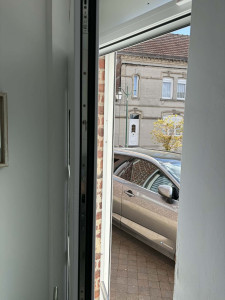 Photo de galerie - Réparation crémone porte entrée.