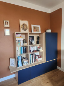 Photo de galerie - Création d'un rangement dans un bureau.
