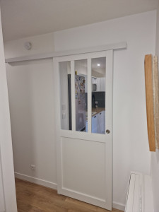 Photo de galerie - Installation d'une porte coulissante.