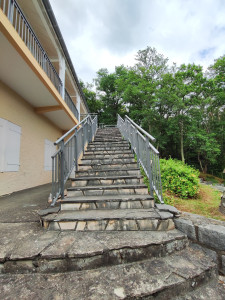 Photo de galerie - Garde corps aluminium rampe 