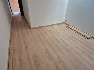 Photo de galerie - Pose d'un parquet flottant