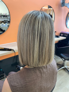 Photo de galerie - Mèche blonde 