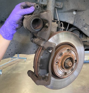 Photo de galerie - Changement plaquettes de frein