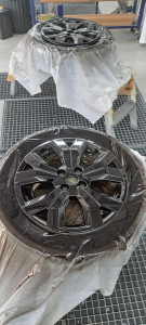 Photo de galerie - Peinture jantes noir brillant