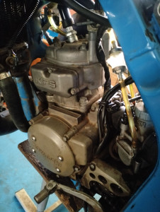 Photo de galerie - Entretien moto 125 2 temps (chaîne, filtre à air, bougie, carburateur, freins ...)