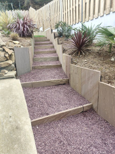 Photo de galerie - Aménagement de jardin en dalle granit 
