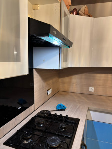 Photo de galerie - Montage de module cuisine et installation