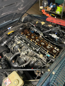 Photo de galerie - Changement du joint de cache culbuteur