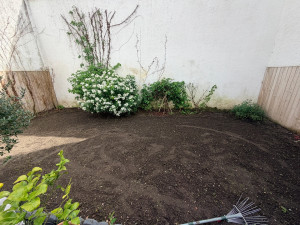 Photo de galerie - Préparation rouleaux de pelouse (avant)