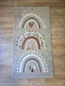 Photo de galerie - Tapis avec plusieurs tâches 