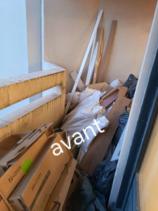 Photo de galerie - Balcon avant l'évacuation des gravats 