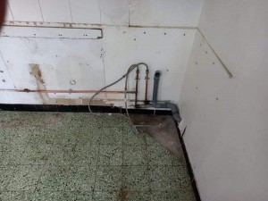 Photo de galerie - Modification arrivée d'eau +évacuation