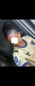 Photo de galerie - Nattes collées su cheveux naturelles sans gel, ni cire