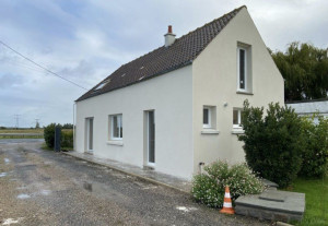 Photo de galerie - Ravalement de façade complète + peinture extérieure haute qualité.
Travail propre, protection des menuiseries et finition soignée.
Réalisé sur Reims et alentours de Champagne-Ardenne.
Devis gratuit et réponse rapide en 24h. Contactez-moi !