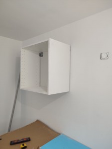 Photo de galerie - Fixations meuble haut , model metod ( Ikea ) 