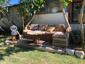 Photo de galerie - Création salon de jardin - Bois de recup 