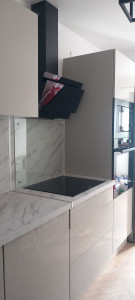 Photo de galerie - Montage cuisine avec electromenager.