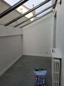 Photo de galerie - Peinture d'un véranda suite a un état des lieux 