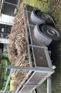 Photo de galerie - Évacuation de branches de haies.