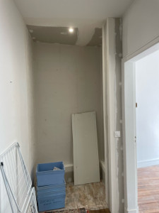 Photo de galerie - Suppression de porte et création de coffres et faux plafonds avec ajout éclairage.