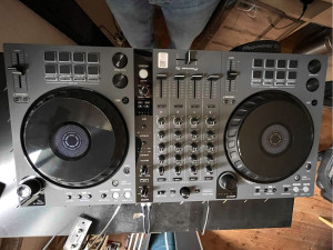 Photo de galerie - Dj amateur, mixe pour mon plus grand plaisir