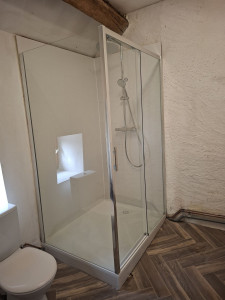 Photo de galerie - Pose d'une douche 