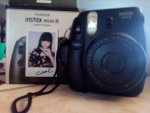 Photo de galerie - polaroid instax mini 8 de Fujifilm en noir