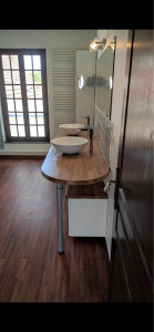 Photo de galerie - Meuble de salle de bain double vasque fabriquer par mes par les Ouvrier, avec un plan Travail de cuisine pas mon Menuisier pour handicaper