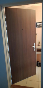 Photo de galerie - Ouverture porte claqué 