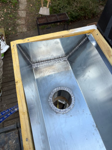 Photo de galerie - Soudure de talon et de descente de gouttière dans un chéneau 