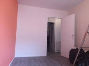 Photo de galerie - Renovation embellissements d'une chambre plafond murs et sol