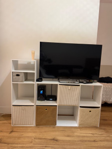 Photo de galerie - Montage meuble pour la télé + étagère 